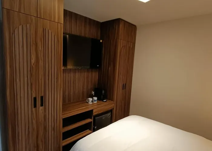 Hotel Eugenio Suetes